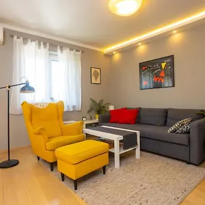 Aviani Apartment